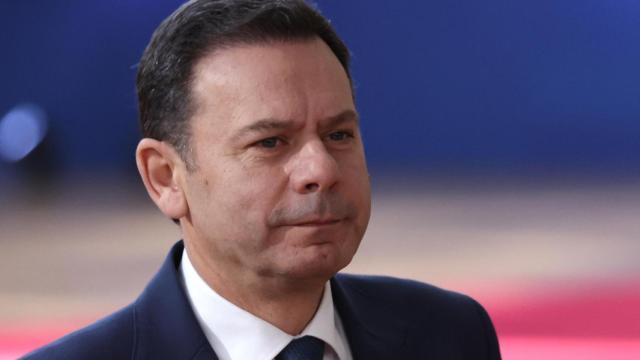 El primer ministro portugués, Luís Montenegro, llega a la cumbre extraordinaria del Consejo Europeo en Bruselas.