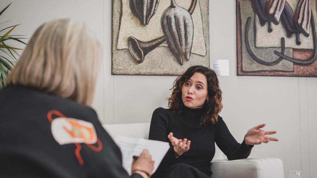 Isabel Díaz Ayuso durante la entrevista.