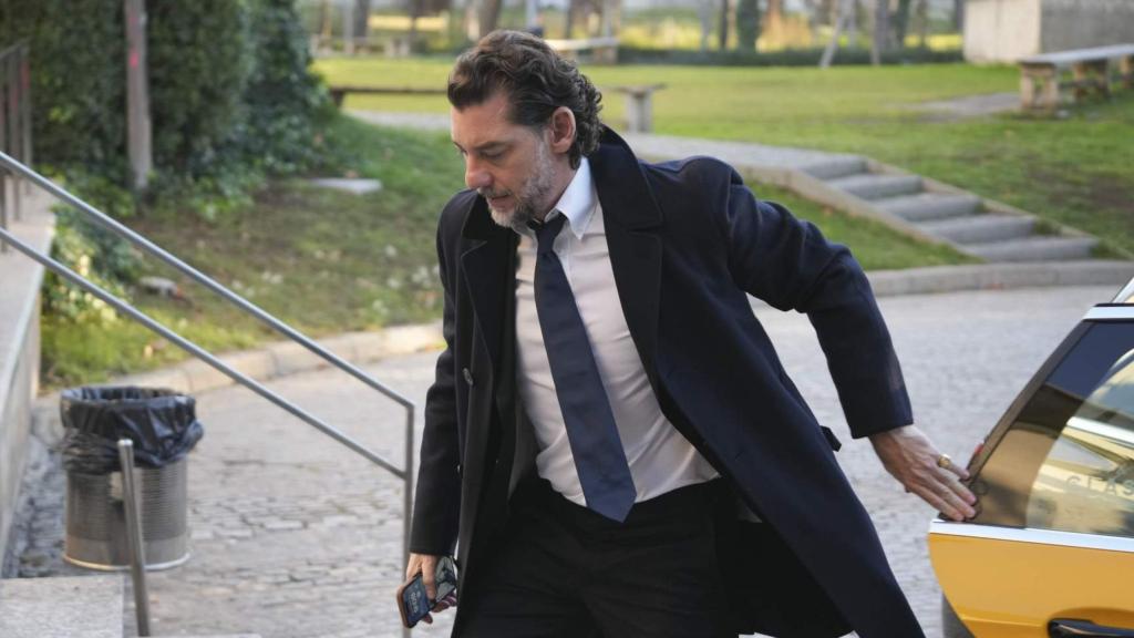 Jonathan Andic, fotografiado a la llegada del entierro de su padre en Barcelona.