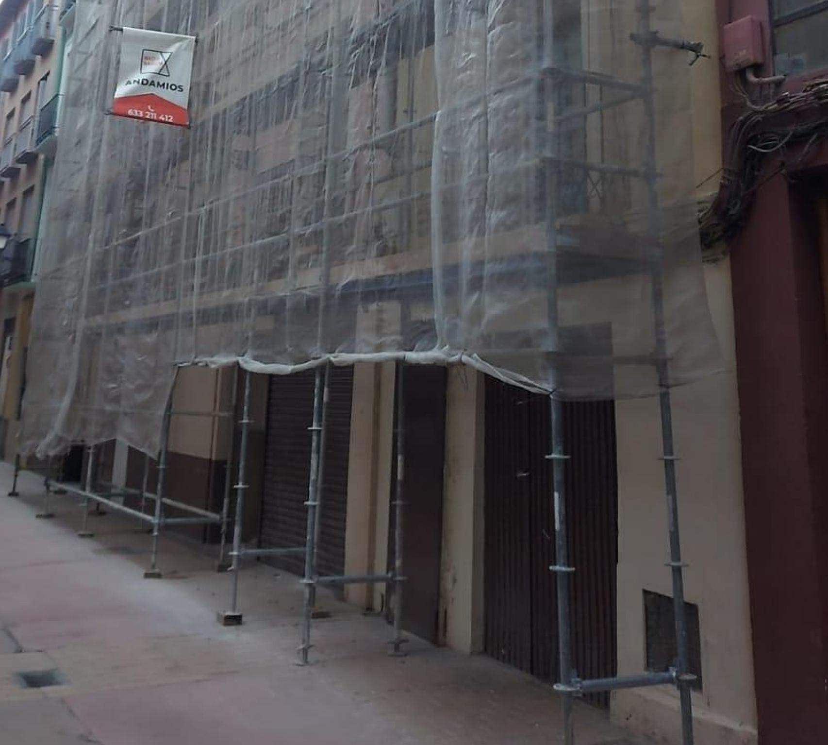 Más edificios en reforma en el Gancho, en Zaragoza.