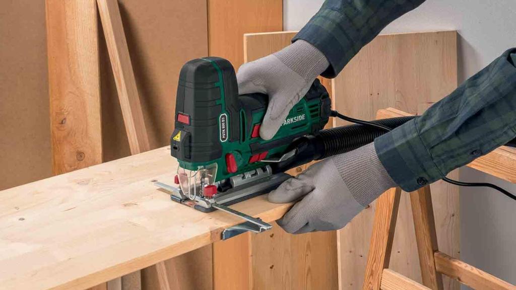 La sierra de calar 800W de Lidl.