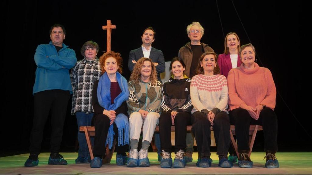 El elenco de 'As Desterradas'.