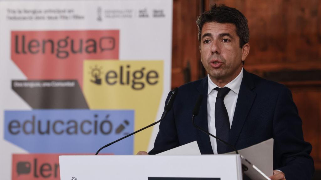 El presidente del Gobierno valenciano, Carlos Mazón, durante la presentación de la campaña de la lengua. Rober Solsona / EP