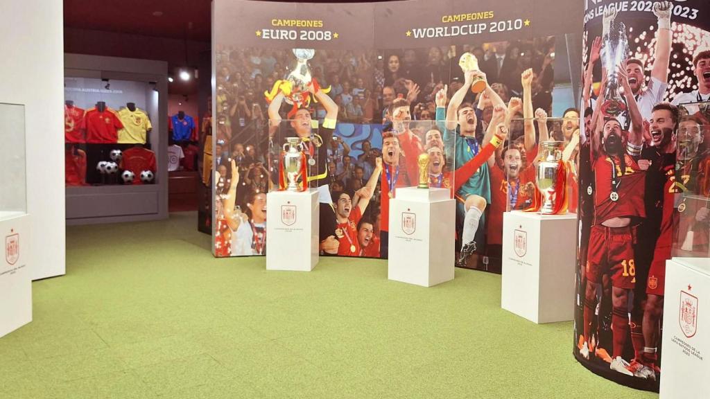 Sala de trofeos de la Real Federación Española de Futbol
