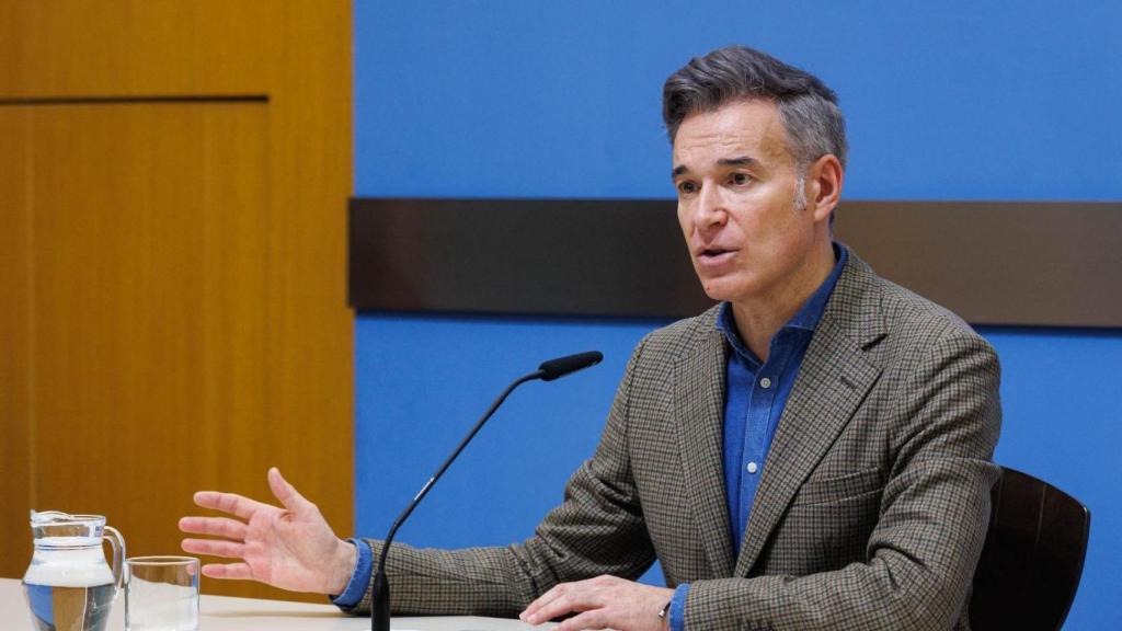 El concejal de Urbanismo, Víctor Serrano, este viernes en rueda de prensa.