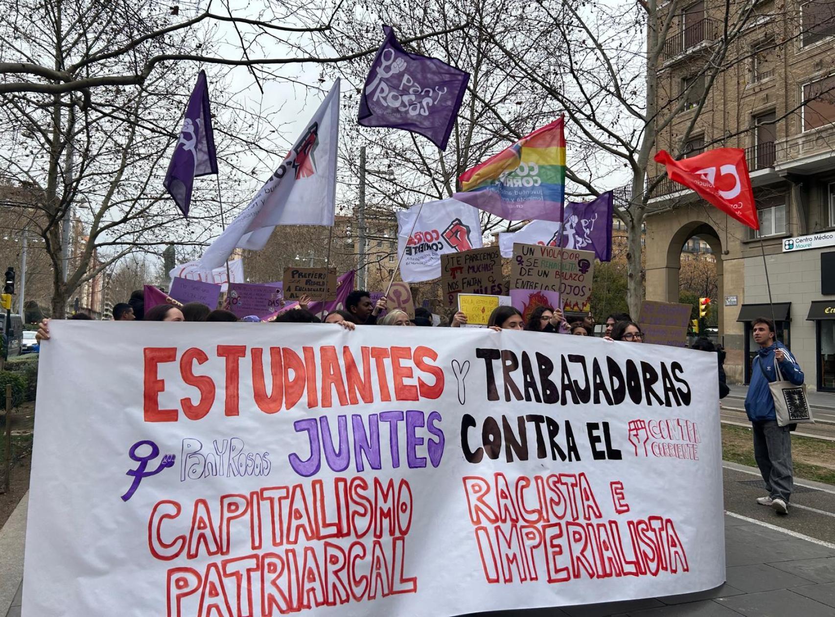 Una de las pancartas preparadas por las estudiantes de Zaragoza por el 8-M.