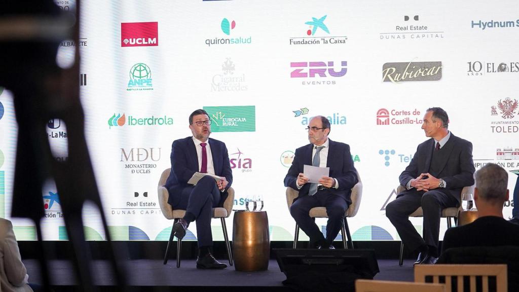 Un momento de la mesa.