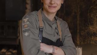 La chef Iris Jordán, en el restaurante familiar del que ha tomado las riendas.