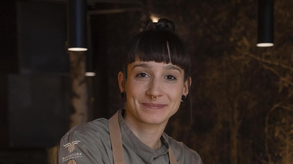 La chef Iris Jordán, en el restaurante familiar del que ha tomado las riendas.