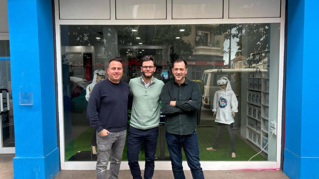 Jonathan Walter, Eduardo Fons y Alex Valera. EE