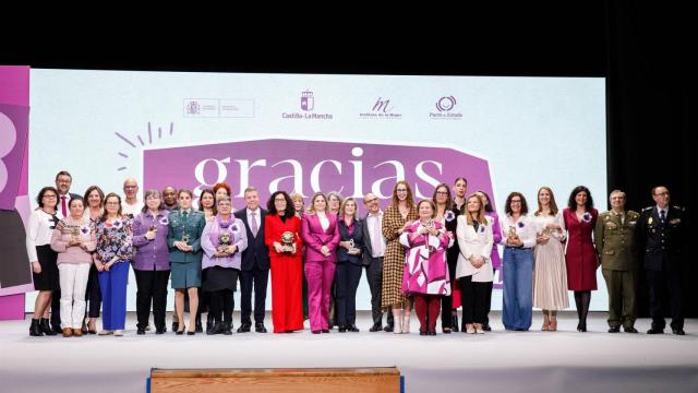 El jefe del Ejecutivo regional, Emiliano García-Page, preside el acto institucional que conmemora el Día Internacional de las Mujeres.