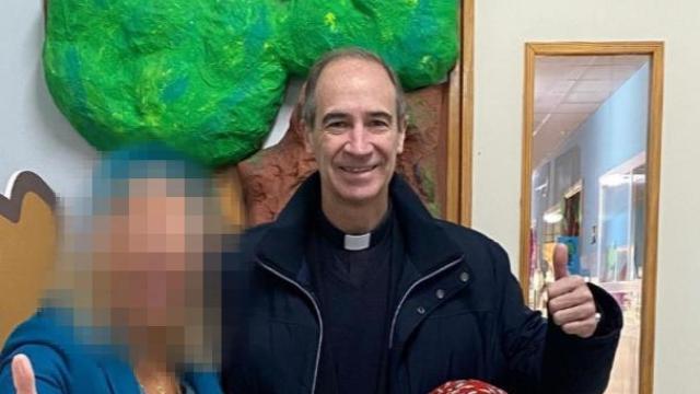 Marcelino, el cura detenido por agresión a una menor.