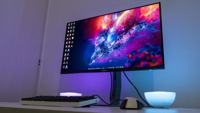 Monitor AOC Agon Pro AG326UD.