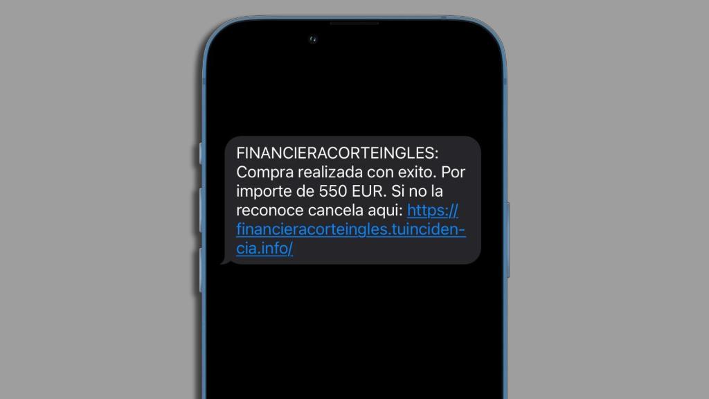 Fotomontaje con el SMS que se hace pasar por El Corte Inglés.