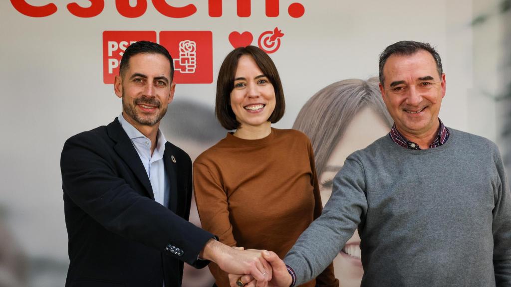 Bielsa, Morant y Raga tras alcanzar el acuerdo que valida los resultados provisionales de las primarias del PSPV en la provincia de Valencia. PSPV