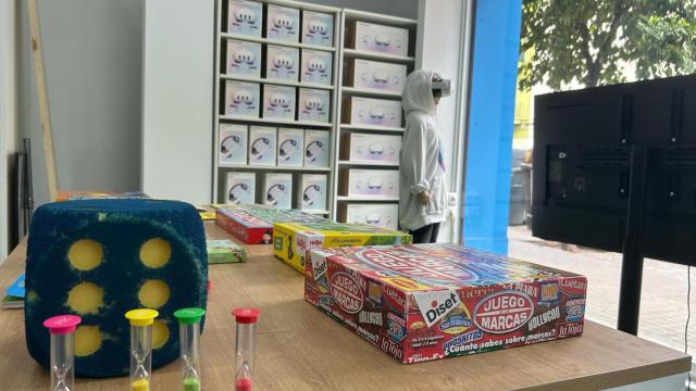 La escuela de emprendimiento para niños que ha creado un proyecto solidario por la dana:  Combina emoción y recuerdo