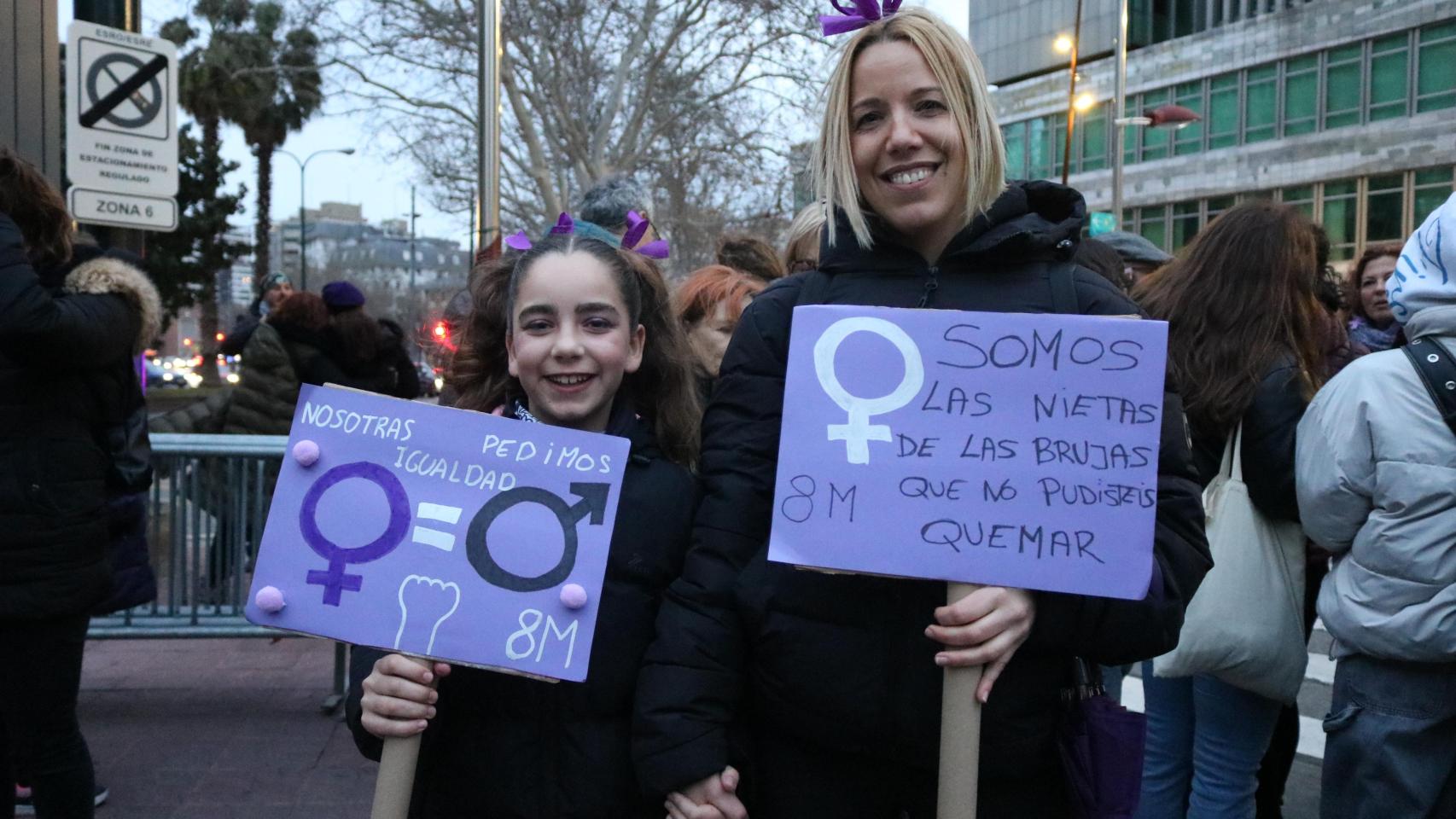 El feminismo sale a la calle en un reivindicativo 8M: las mejores imágenes de la manifestación en Zaragoza
