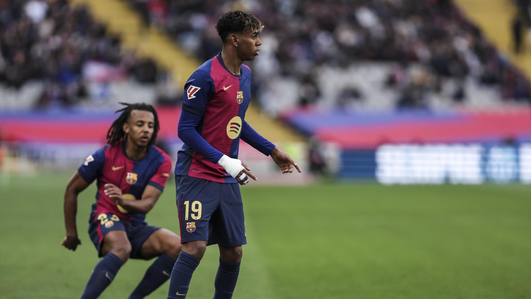 Lamine Yamal y Jules Koundé, con el FC Barcelona