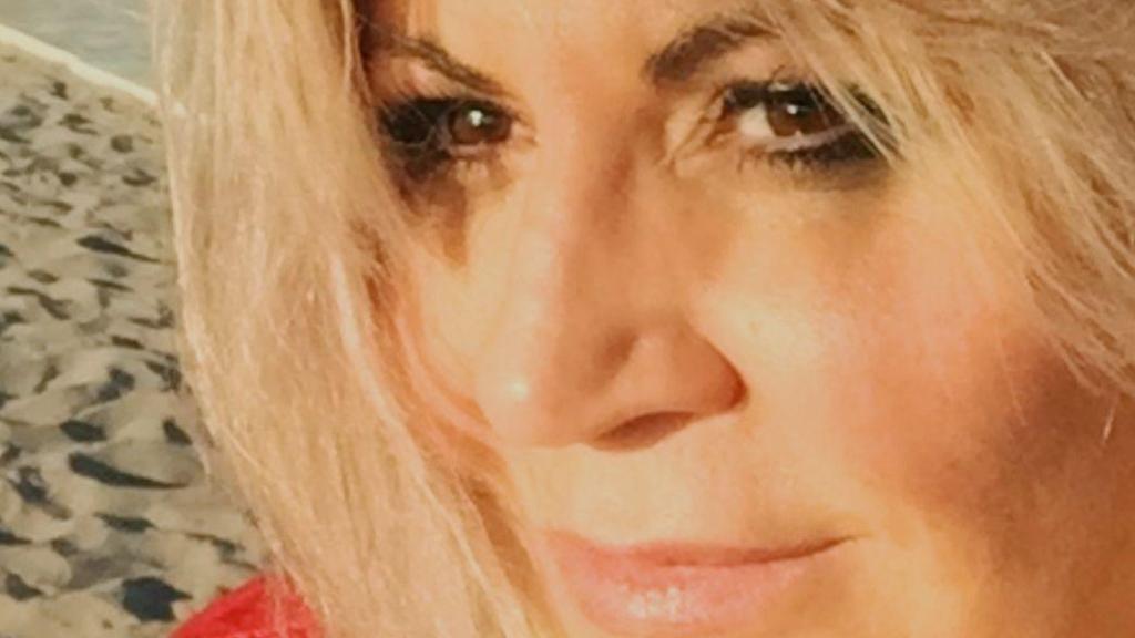 Ana M. Ángel Esteban.