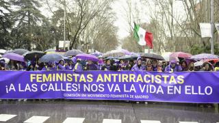 Columna principal de la marcha feminista de este sábado en Madrid.