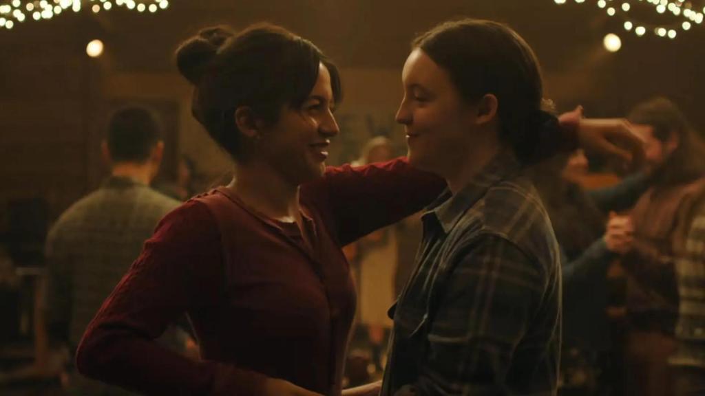 Dina y Ellie en una imagen del segundo tráiler de la segunda temporada de 'The Last of Us'.