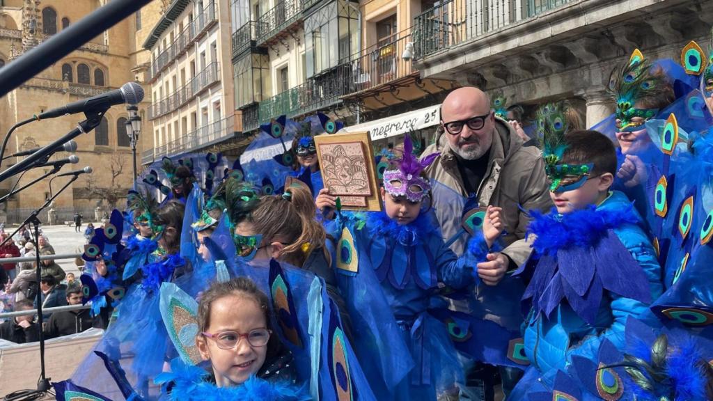 Domingo de Piñata 2025 en la plaza Mayor de Segovia