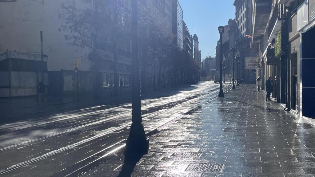 Zaragoza ha amanecido con el cielo despejado tras la tormenta caída a última hora del sábado