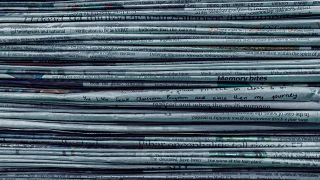 Desencaje de bolillos: de la música a la política (1)