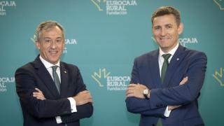 Javier López y Víctor Manuel Martín, presidente y director general de Eurocaja Rural, respectivamente.