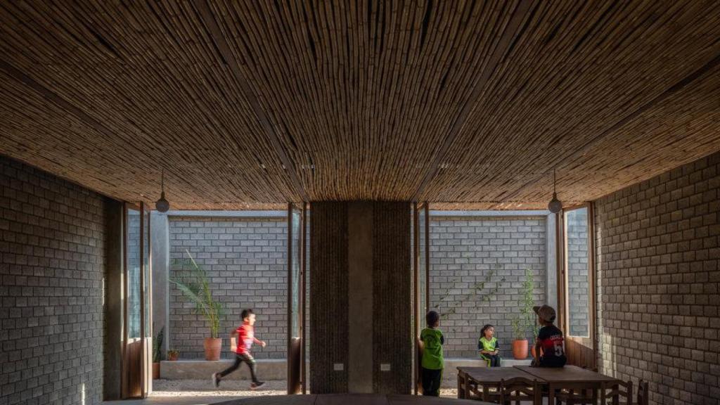 Escola Inicial 140 en la Comunidad de Santa Cruz de Villacuri (Barrio Chino)