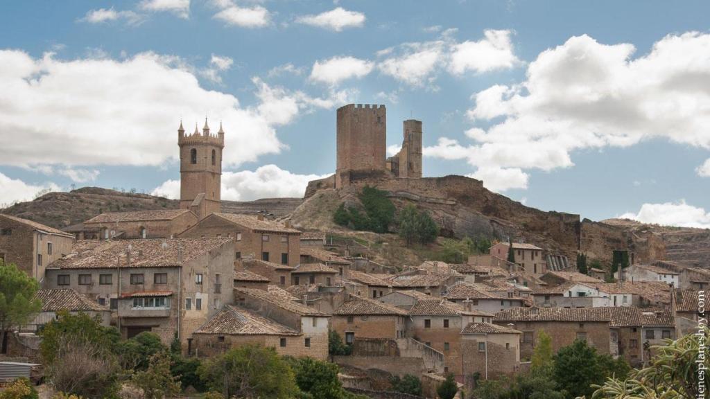 El desconocido pueblo medieval de Zaragoza perfecto para una escapada: un castillo con vistas espectaculares