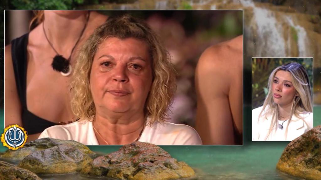 Terelu, muy emocionada, y su hija Alejandra Rubio.