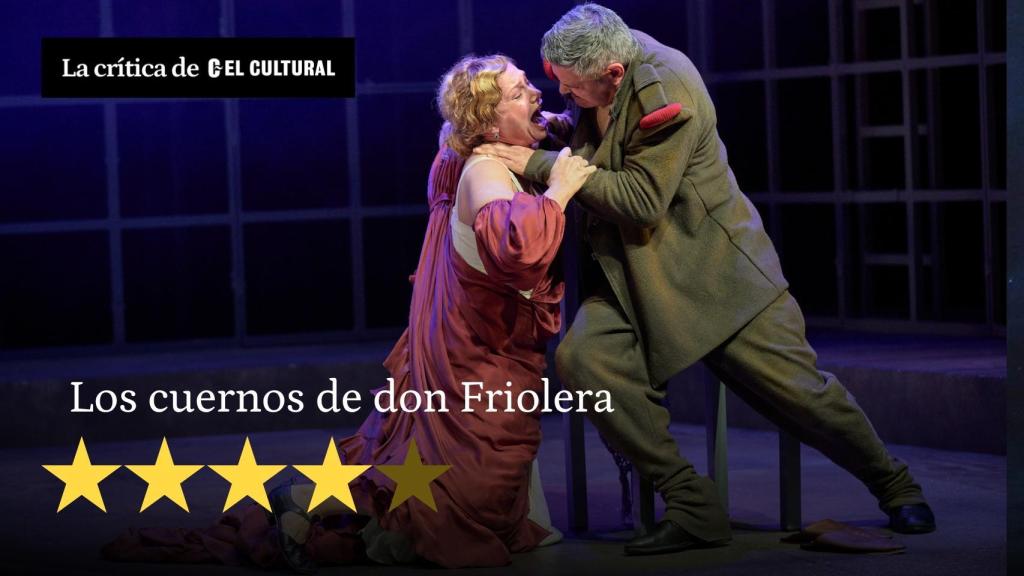 Foto de escena de 'Los cuernos de don Friolera' en Teatros del Canal.