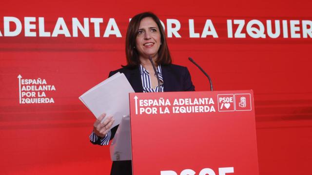 La portavoz del PSOE, Esther Peña, este lunes en la sede de Ferraz.