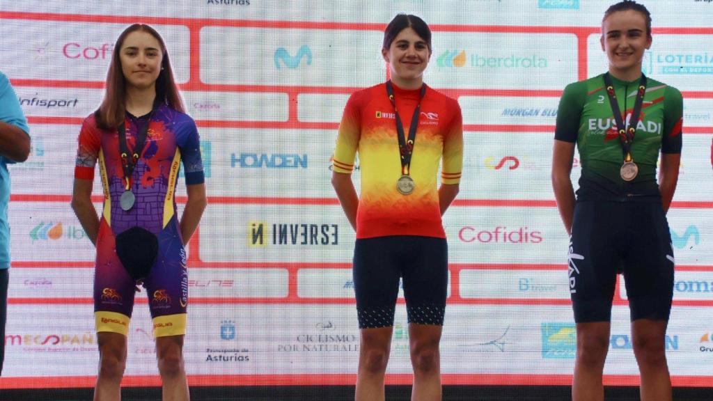 Alejandra Neira en el pódium.