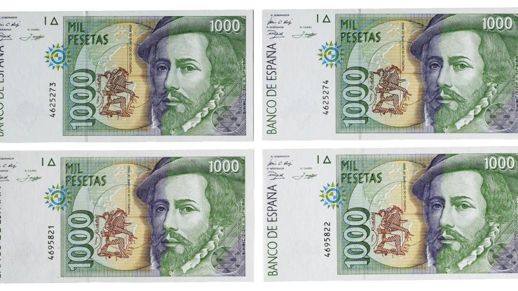 Cuatro billetes de 1.000 pesetas con la imagen de Pizarro.
