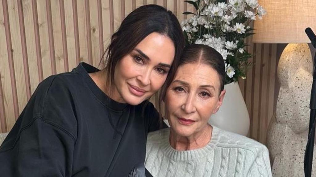 Vicky Martín Berrocal y su madre, Victoria Martín Serrano, en una imagen de sus redes sociales.