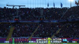 Minuto de silencio en memoria de Carles Miñarro.