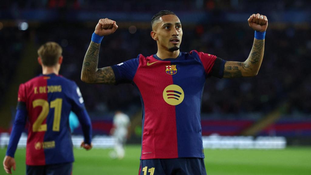 Raphinha celebra su gol contra el Benfica.