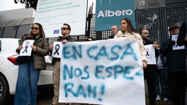 Los educadores sociales en Badajoz se manifiestan tras la muerte de su compañera.