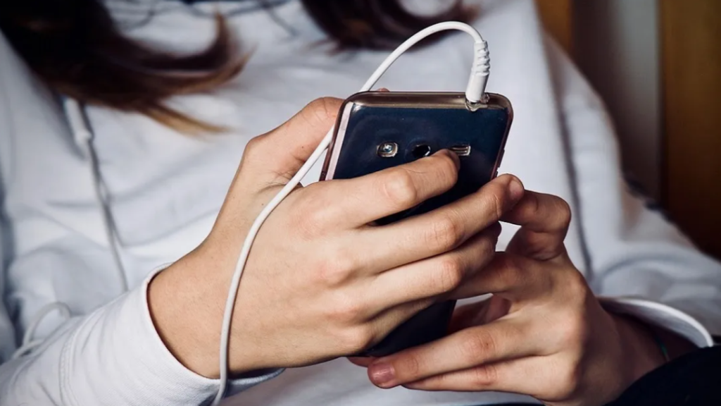 Las compañías telefónicas siguen estando en la parte alta de la tabla.