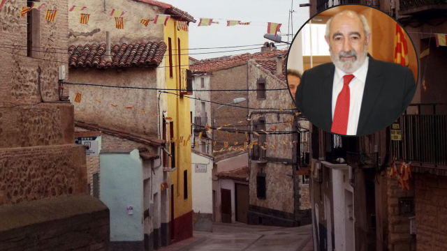 Lucio Cucalón, con unas vistas de Aguarón de fondo.
