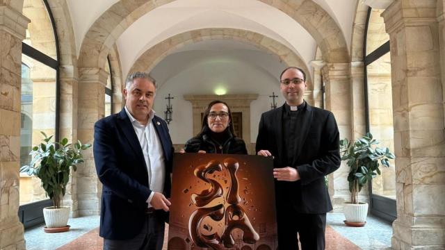 El alcalde de Astorga, José Luis Nieto, junto al rector del Seminario Mayor, Luis Fernández, tras la reunión de este martes