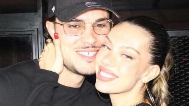 Carlo Costanzia y Alejandra Rubio, en una foto compartida en redes.