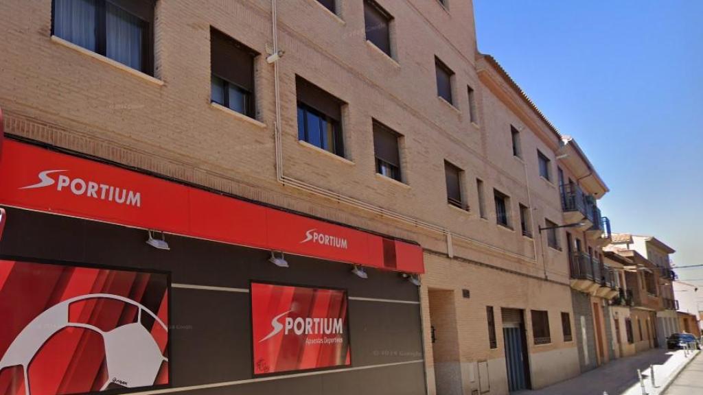 Fachada del edificio subastado.