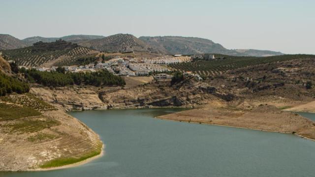 Los embalses rozan el máximo.