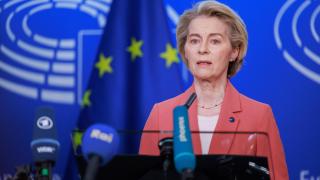 La presidenta Ursula von der Leyen, durante su declaración de este miércoles sobre los aranceles de Trump