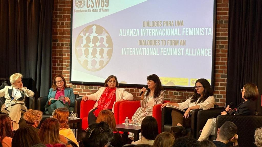 Ponentes en los Diálogos para una Alianza Internacional Feminista.