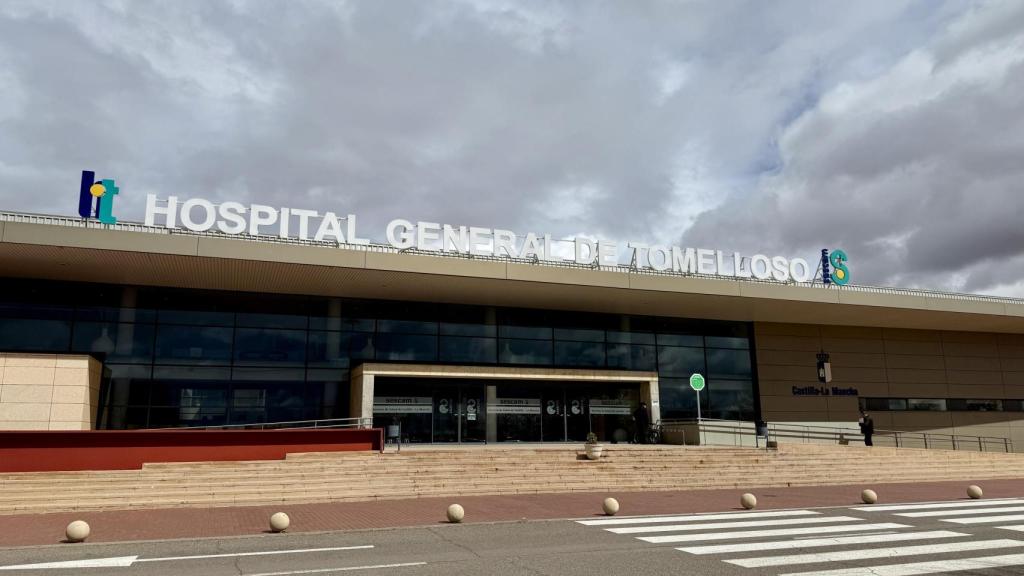 Fachada exterior del Hospital General de Tomelloso, inaugurado hace 18 años.
