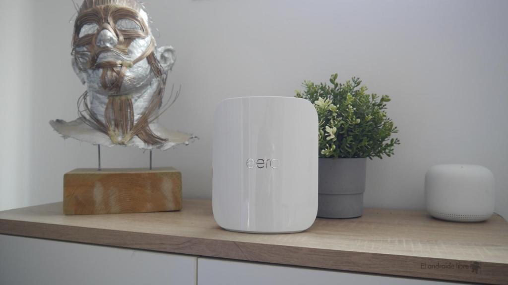 Eero 7 Pro con un Google Nest